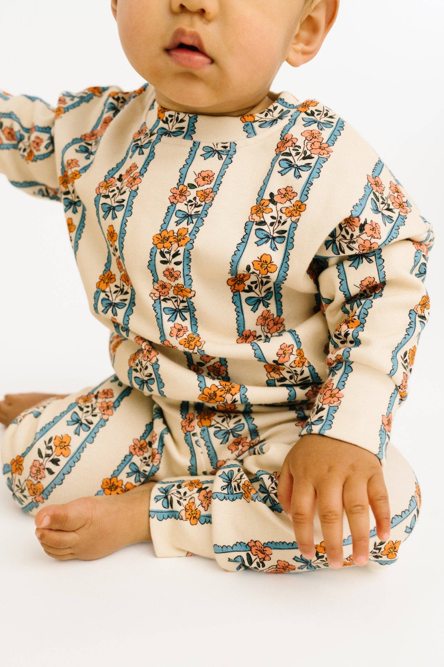 Cottage Bouquet Crewneck Set