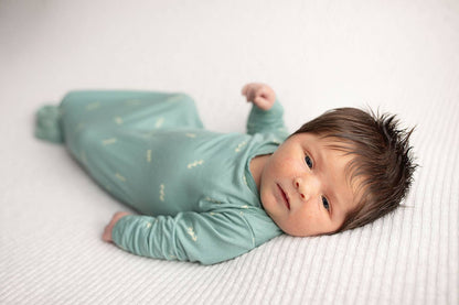 Arrow Print Knotted Newborn Baby Gown Pajamas
