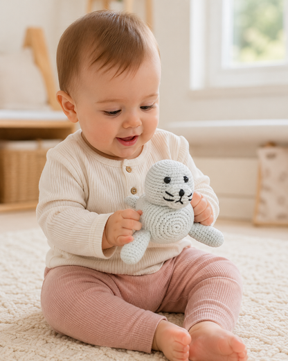 Lullaby Stitch | Arctic Seal - Large