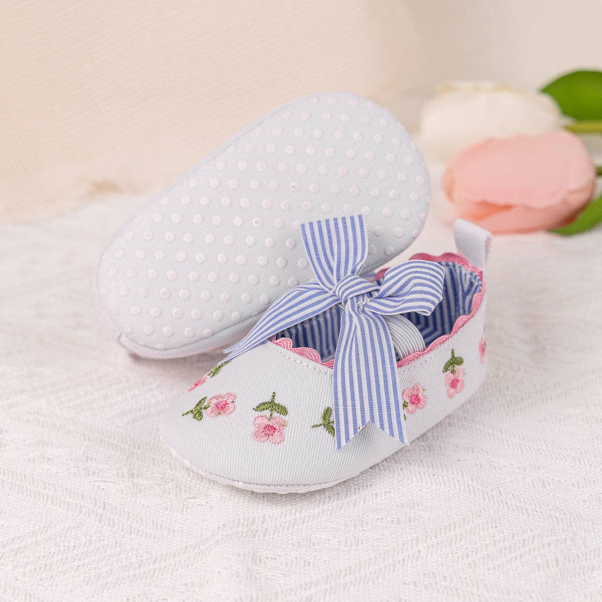 Embroidered Girls Baby shoes