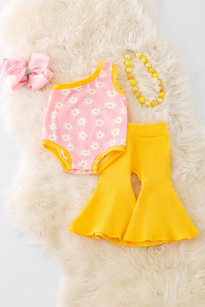 Daisy On Pink Ribbed Set