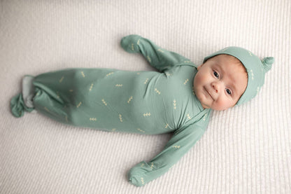 Arrow Print Knotted Newborn Baby Gown Pajamas