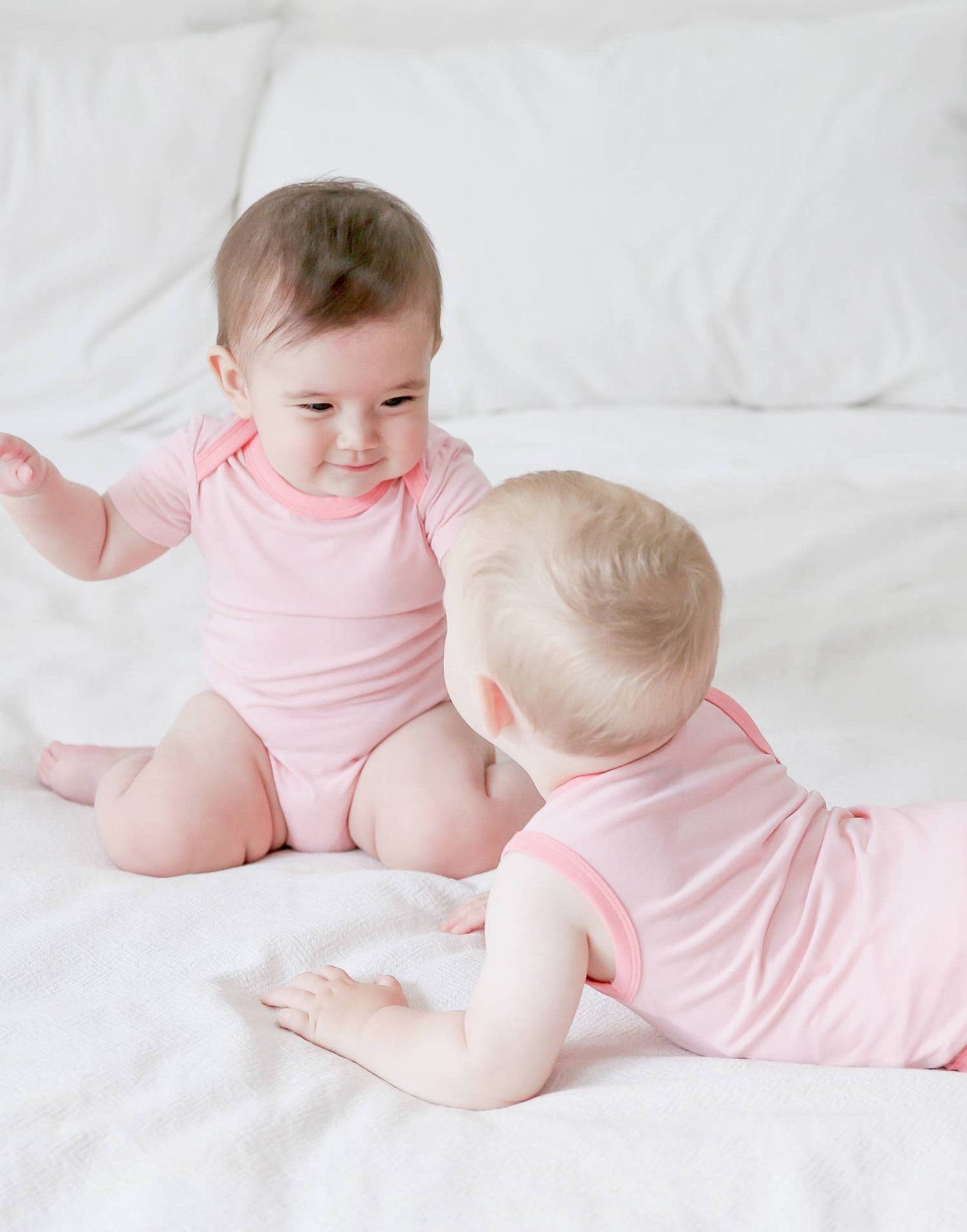 Bamboo Jelly Berry Pink Baby Bodysuit Set