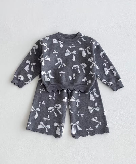 Cozy Knit Grey Bow Set