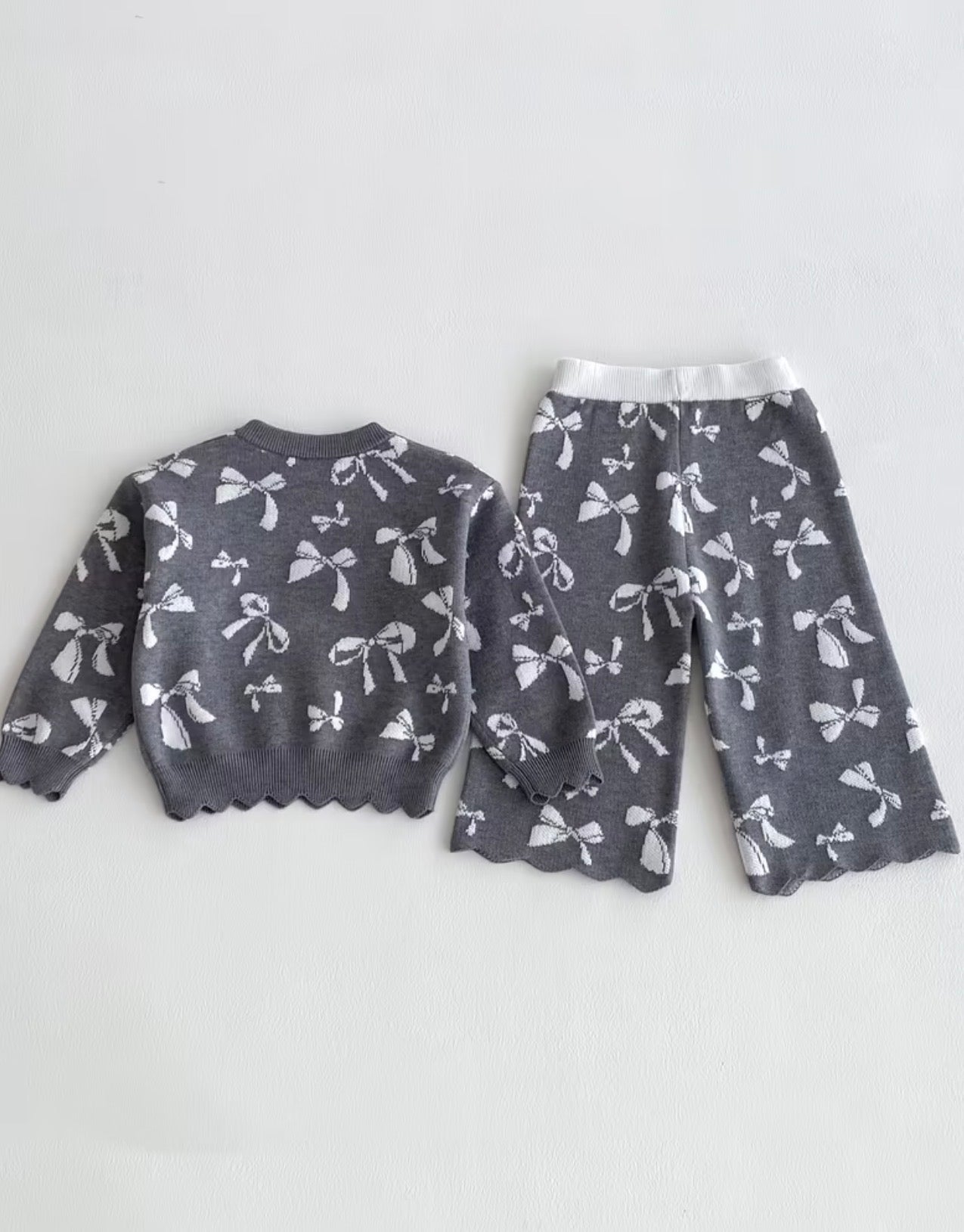 Cozy Knit Grey Bow Set
