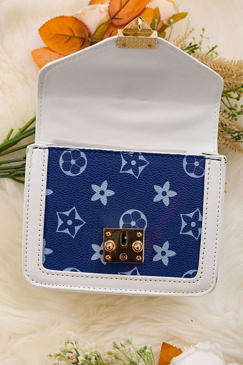 White/Navy Blue Louis Purse
