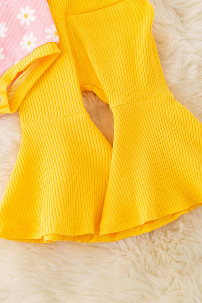Daisy On Pink Ribbed Set