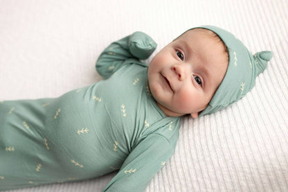 Arrow Print Knotted Newborn Baby Gown Pajamas
